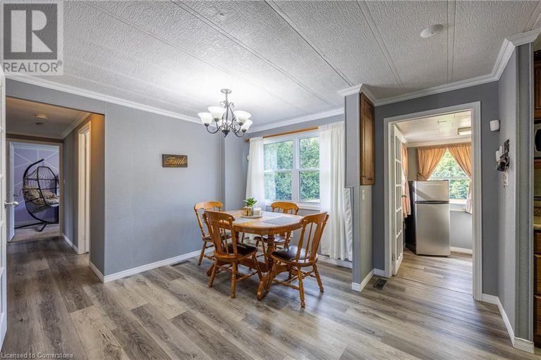 28287240/53905-john-street/richmond/ontario/N5H2R1_12