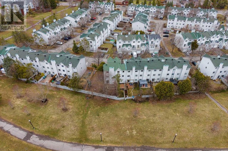 29619467/98-castlegreen-private/hunt-club-parkgreenboro/ottawa/ontario/K1T3N3_26