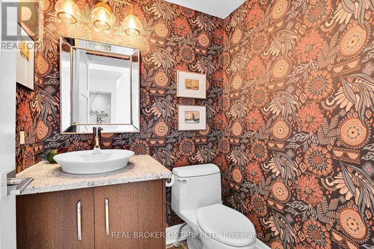 28063034/190-hopewell-avenue/old-ottawa-south/ottawa/ontario/K1Z2Z5_12