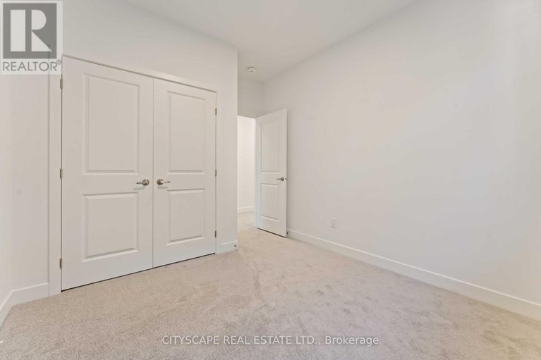 29184079/617-kenabeek-terrace/riverside-southgloucester-glen/ottawa/ontario/K4M0B3_34