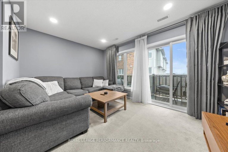 29463572/232-shanly-private/stonebridge/ottawa/ontario/K2J5X6_7