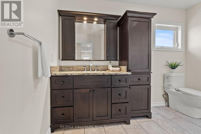 29573198/2431-dunning-road/cumberland-west/ottawa/ontario/K4C1L8_20