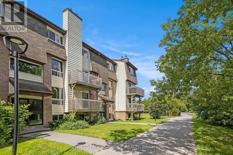 29112457/105-1585-goth-avenue/sawmill-creektimbermill/ottawa/ontario/K1T1E3_2