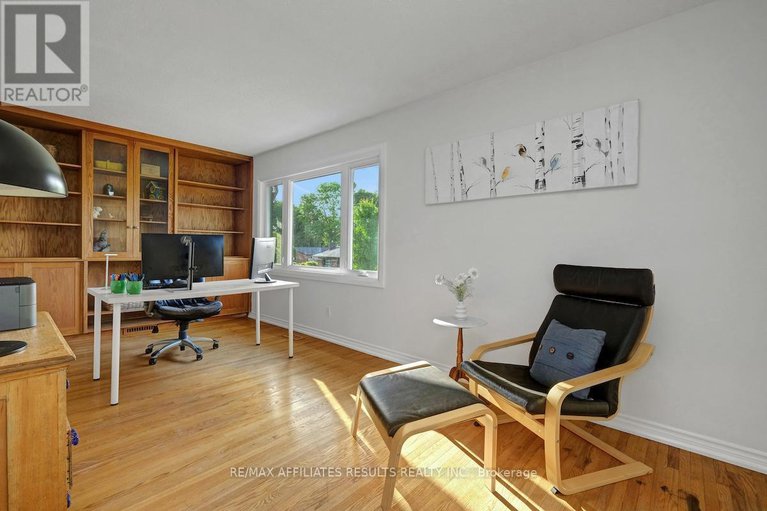 28809454/5-tiffany-crescent/beaverbrook/ottawa/ontario/K2K1W1_24