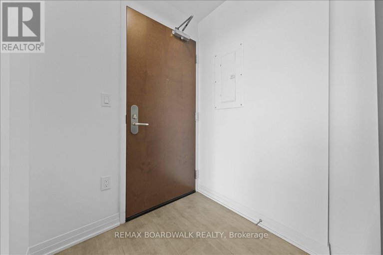 29646947/3705-805-carling-avenue/west-centre-town/ottawa/ontario/K1Z2K4_2