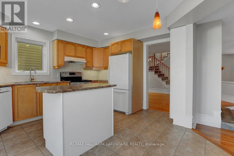 29223644/919-scala-avenue/notting-hillsummerside/ottawa/ontario/K4A4M7_13