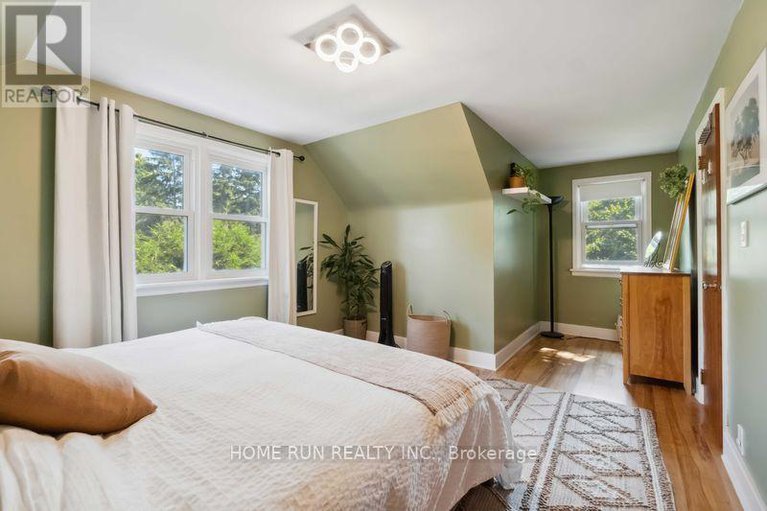 28631662/1617-dorion-avenue/riverview-park/ottawa/ontario/K1G0J7_25