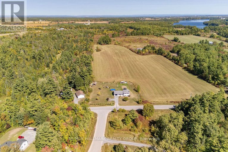 28880146/921-mill-ridge-road/mcnabbraeside-twps/mcnabbraeside/ontario/K7S3G8_24