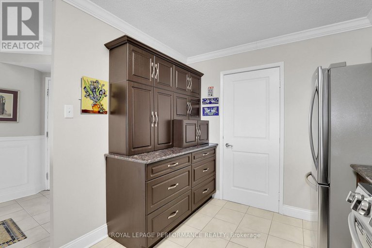 29432607/2708-545-st-laurent-boulevard/viscount-alexander-park/ottawa/ontario/K1K4H9_10