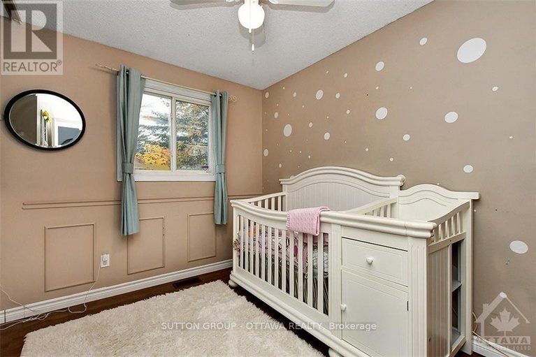 28764134/20-dundegan-drive/glencairnhazeldean/ottawa/ontario/K2L1P8_11