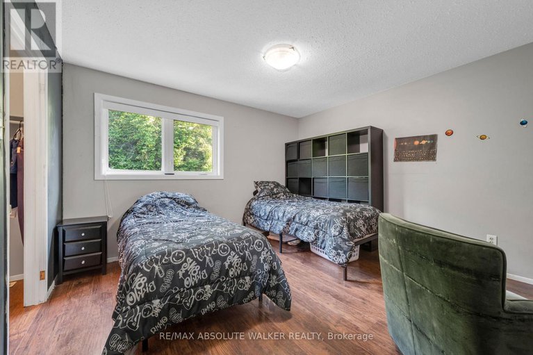 28611365/4-371-pickford-drive/katimavik/ottawa/ontario/K2L3P3_17