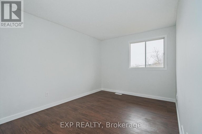 29156827/1364-st-jean-street/chateauneuf/ottawa/ontario/K1C2E6_18