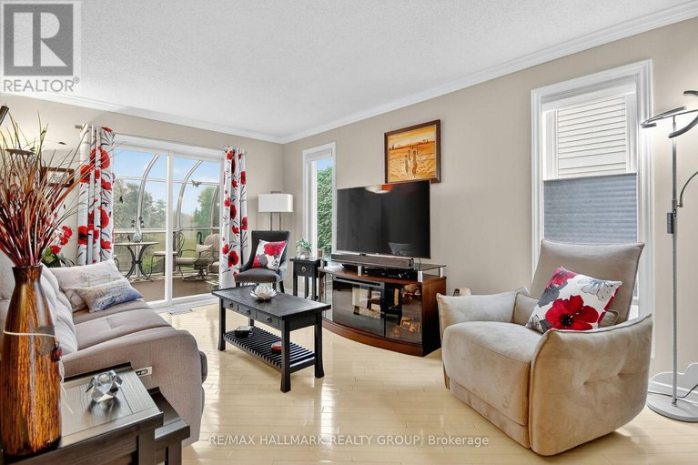 29052935/1415-caravel-crescent/bilberry-creekqueenswood-heights/ottawa/ontario/K1E3X4_12