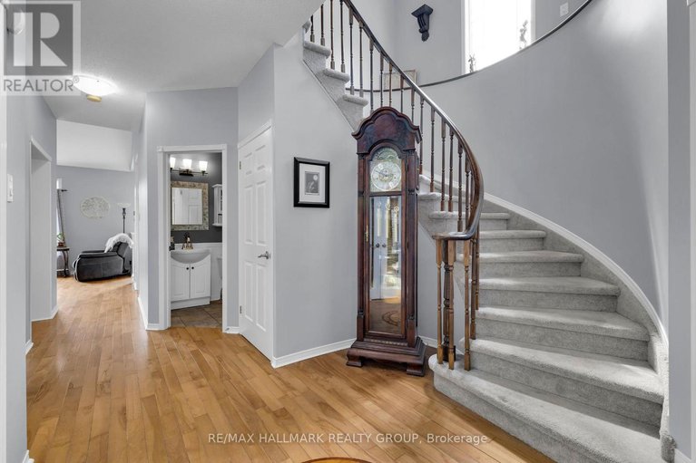 28476381/4136-wolfe-point-way/riverside-southgloucester-glen/ottawa/ontario/K1V1P4_20