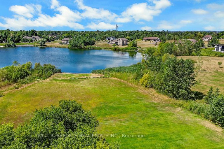 28765717/365-west-lake-circle/huntley-ward-south-east/ottawa/ontario/K0A1L0_40