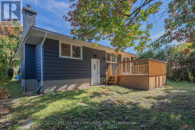 28966651/1666-fisher-avenue/borden-farmstewart-farmcarleton-heightsparkwood-hills/ottawa/ontario/K2C1X7_3