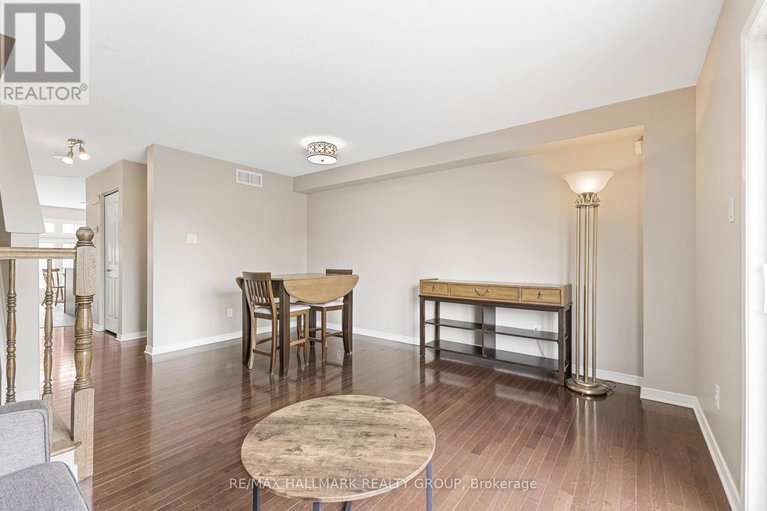 28482791/253-stroget-private/merivale-industrial-parkcitiplace/ottawa/ontario/K2E0A9_15