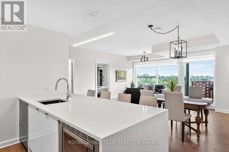 28735068/608-135-barrette-street/vanier/ottawa/ontario/K1L7Z9_23