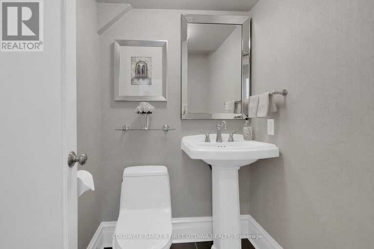 28888818/381-huron-avenue-s/civic-hospital/ottawa/ontario/K1Y0W9_23