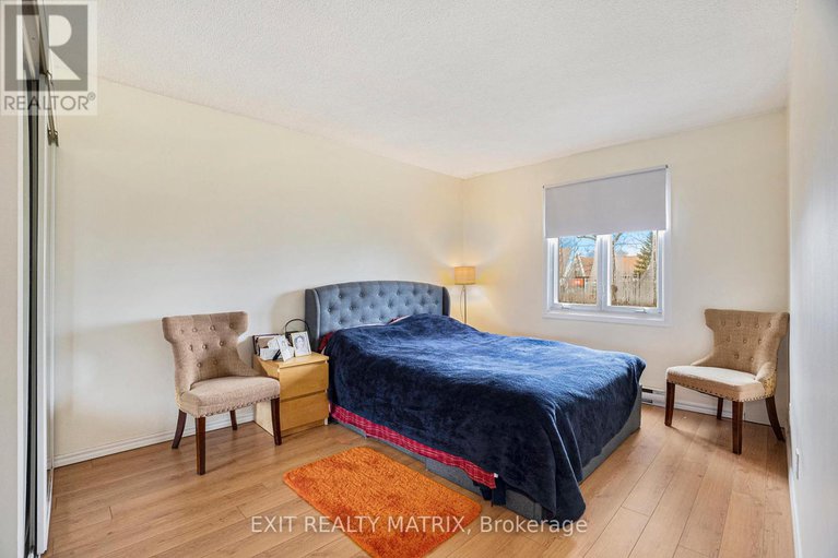 28184826/102-158b-mcarthur-avenue/vanier/ottawa/ontario/K1L8C9_12