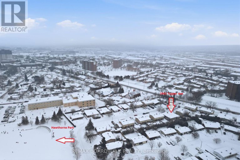 29402322/2462-tupper-avenue/hawthorne-meadows/ottawa/ontario/K1G1G7_5