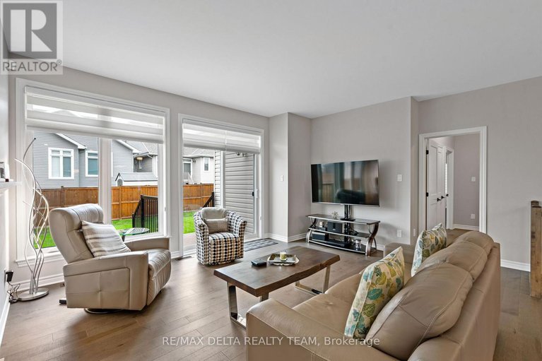 29165655/851-tewin-circle/camelot/ottawa/ontario/K4A3N6_19