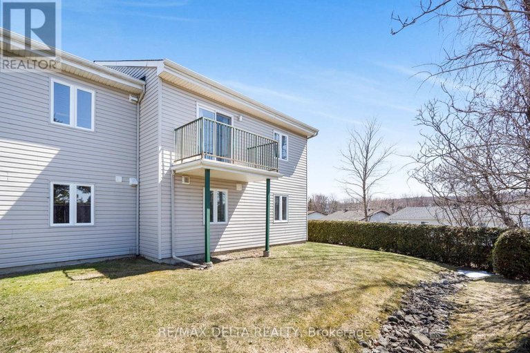 29507565/208-2927-laurier-street/town-of-rockland/clarence-rockland/ontario/K4K1T8_23