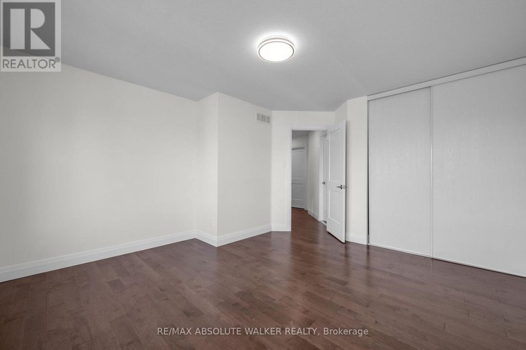 29069176/424-nittany-crescent/strandherd/ottawa/ontario/K2J5P1_26