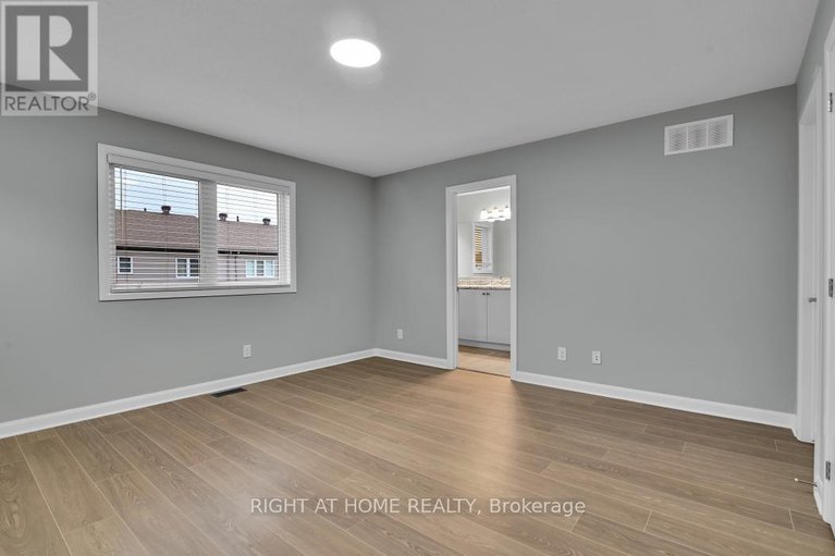 29067282/561-decoeur-drive/avalon-west/ottawa/ontario/K4A5G7_14