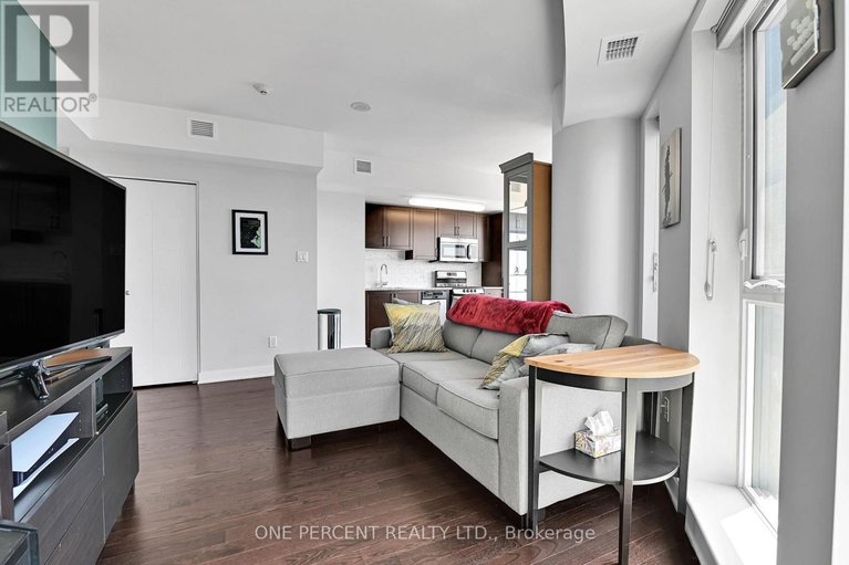 28549705/1905-40-nepean-street/ottawa-centre/ottawa/ontario/K2P0X5_15