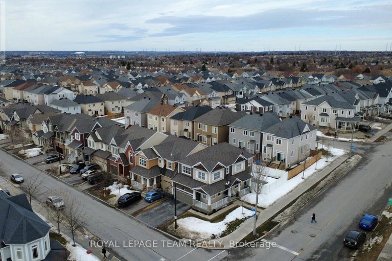 29455181/375-meadowbreeze-drive/emerald-meadowstrailwest/ottawa/ontario/K2M0K3_46