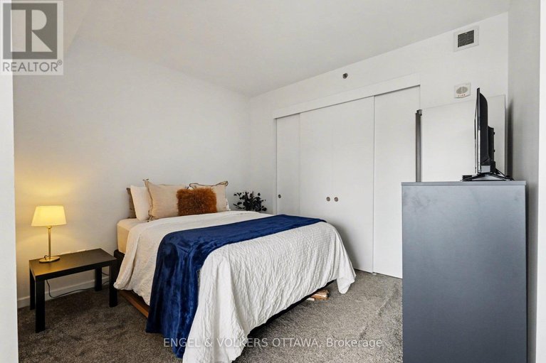 29683861/513-300-lisgar-street/ottawa-centre/ottawa/ontario/K2P0E2_21
