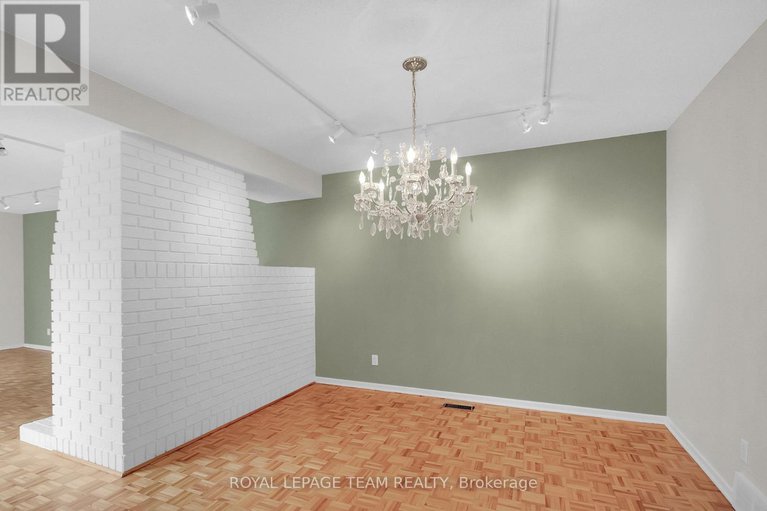 29060164/26-jackson-court/beaverbrook/ottawa/ontario/K2K1B7_15