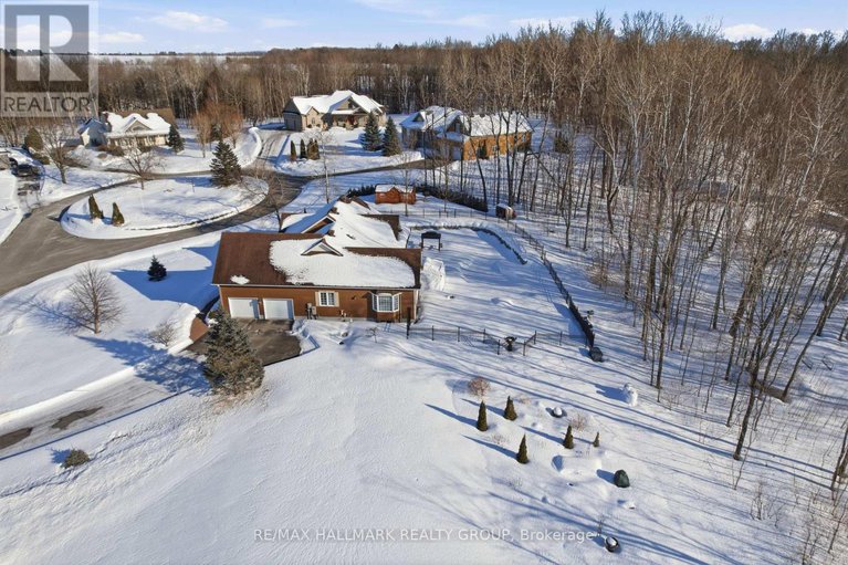 29441652/24-radstock-lane/champlain-twp/champlain/ontario/K6A2R2_44