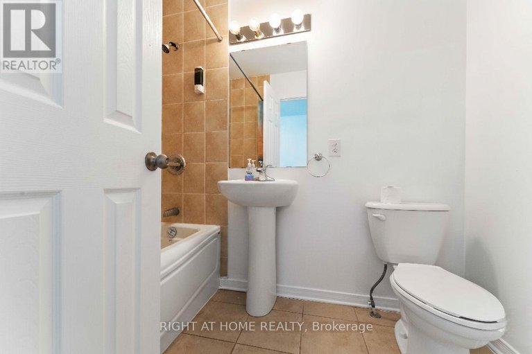 29253967/364-moffatt-pond-court/cedargrovefraserdale/ottawa/ontario/K2J0C7_25