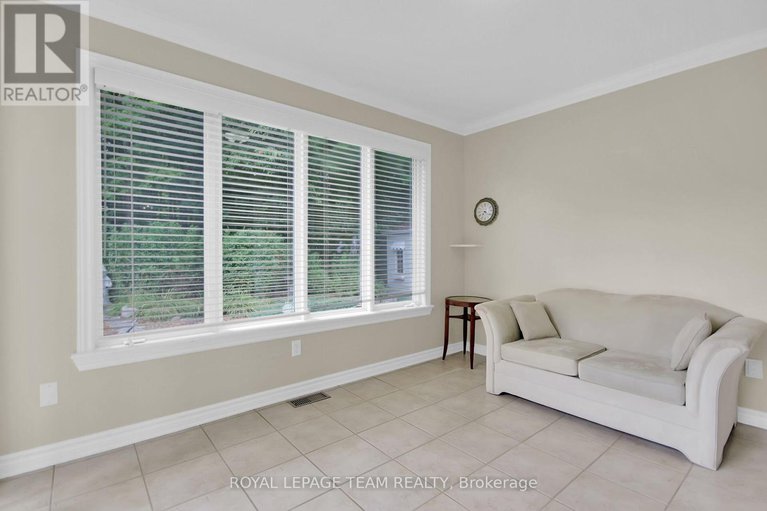 28641849/35-fieldcrest-avenue/longfields/ottawa/ontario/K2J4Y8_19