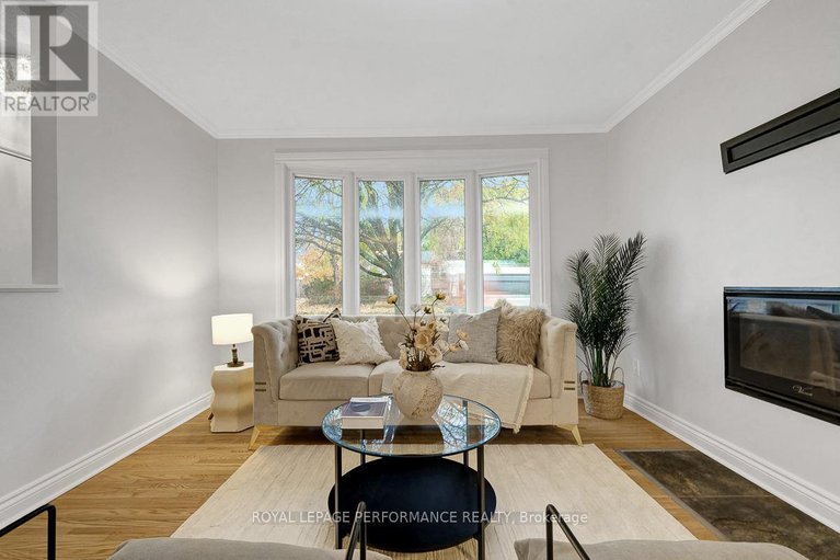 29066591/741-eastvale-drive/beacon-hill-north/ottawa/ontario/K1J6Z8_8