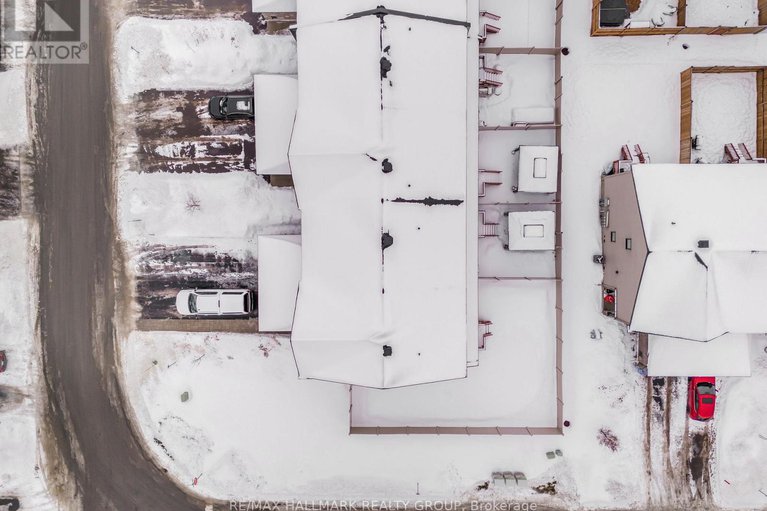 29237591/242-dion-avenue/town-of-rockland/clarence-rockland/ontario/K4K0M3_33