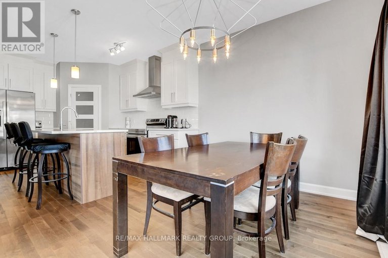 29228847/609-misty-street/village-of-russell/russell/ontario/K4R0G3_18