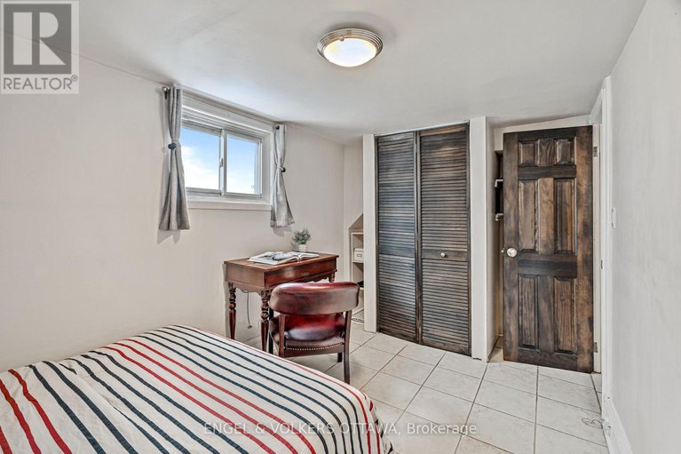 29306612/477-booth-street/west-centre-town/ottawa/ontario/K1R7L1_26