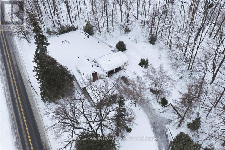 29219287/1814-old-montreal-road/cumberland-ridge/ottawa/ontario/K4C1G8_45