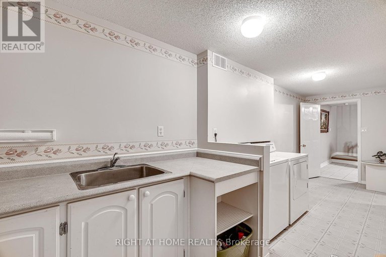 28280070/1179-whiterock-street/carson-grove/ottawa/ontario/K1J1B2_37