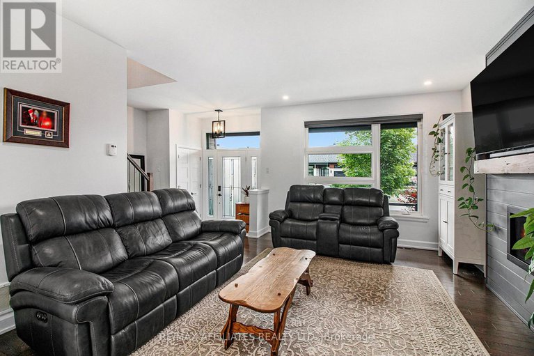 29152001/129-lyon-street/embrun/russell/ontario/K0A1W0_9