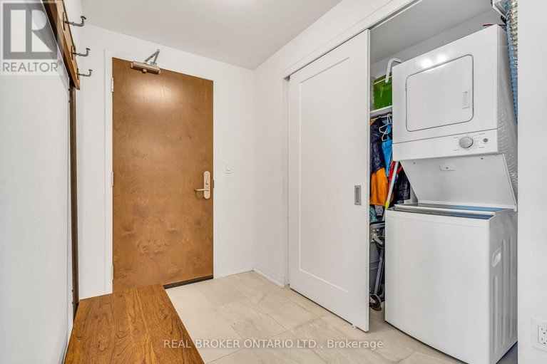 28446089/802-805-carling-avenue/civic-hospital/ottawa/ontario/K1S5W9_3