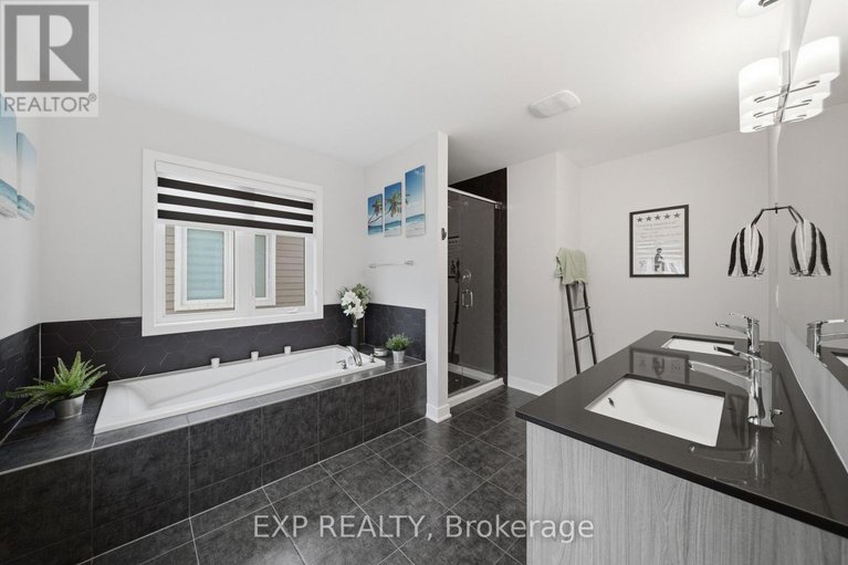 29623350/658-terrier-circle/goulbourn-twp-from-franktown-rdsouth-to-rideau/ottawa/ontario/K0A2Z0_27