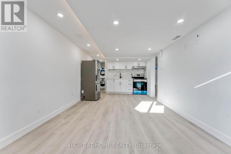 28705637/2700-priscilla-street/britannia/ottawa/ontario/K2B7E2_35