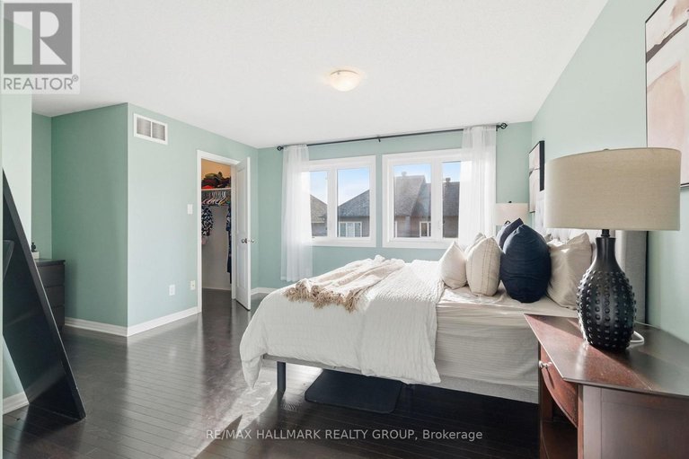 29279127/677-sunburst-street/leitrim/ottawa/ontario/K1T0L2_43