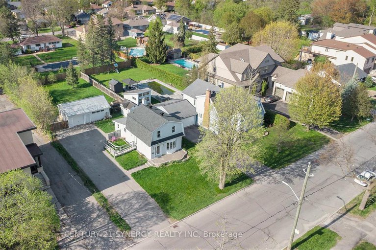 28332843/453-pleasant-park-road/alta-vistafaircrest-heights/ottawa/ontario/K1H5M9_36