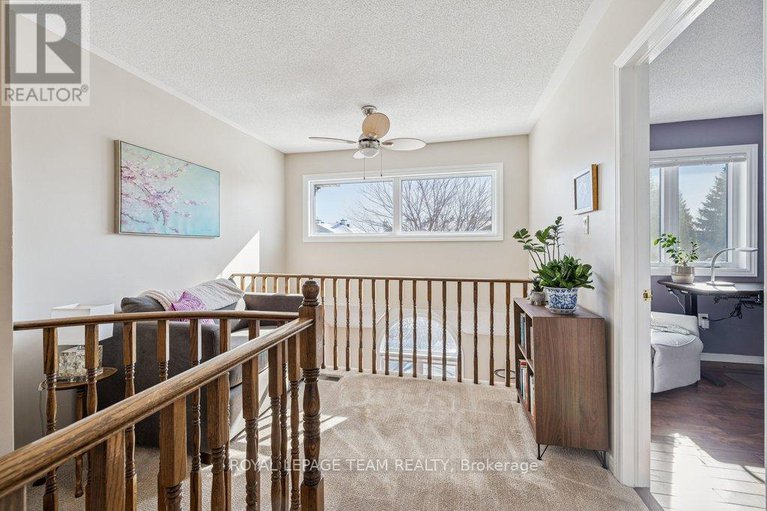 29366238/4298-sunwood-crescent/carson-grove/ottawa/ontario/K1J1B8_16