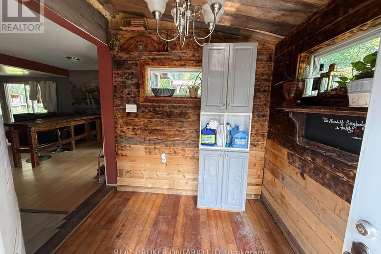 28710222/2401-totem-ranch-road/north-grenville-twp-kemptville-south/north-grenville/ontario/K0G1T0_4